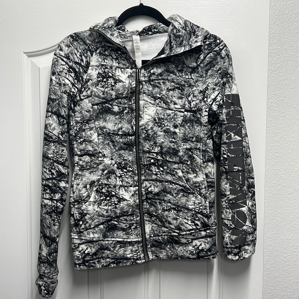 Rare Lululemon SeaWheeze Scuba Zip up hoodie